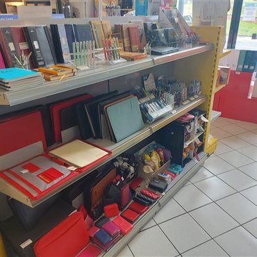 Papeterie, conférencier, Millau, St affrique